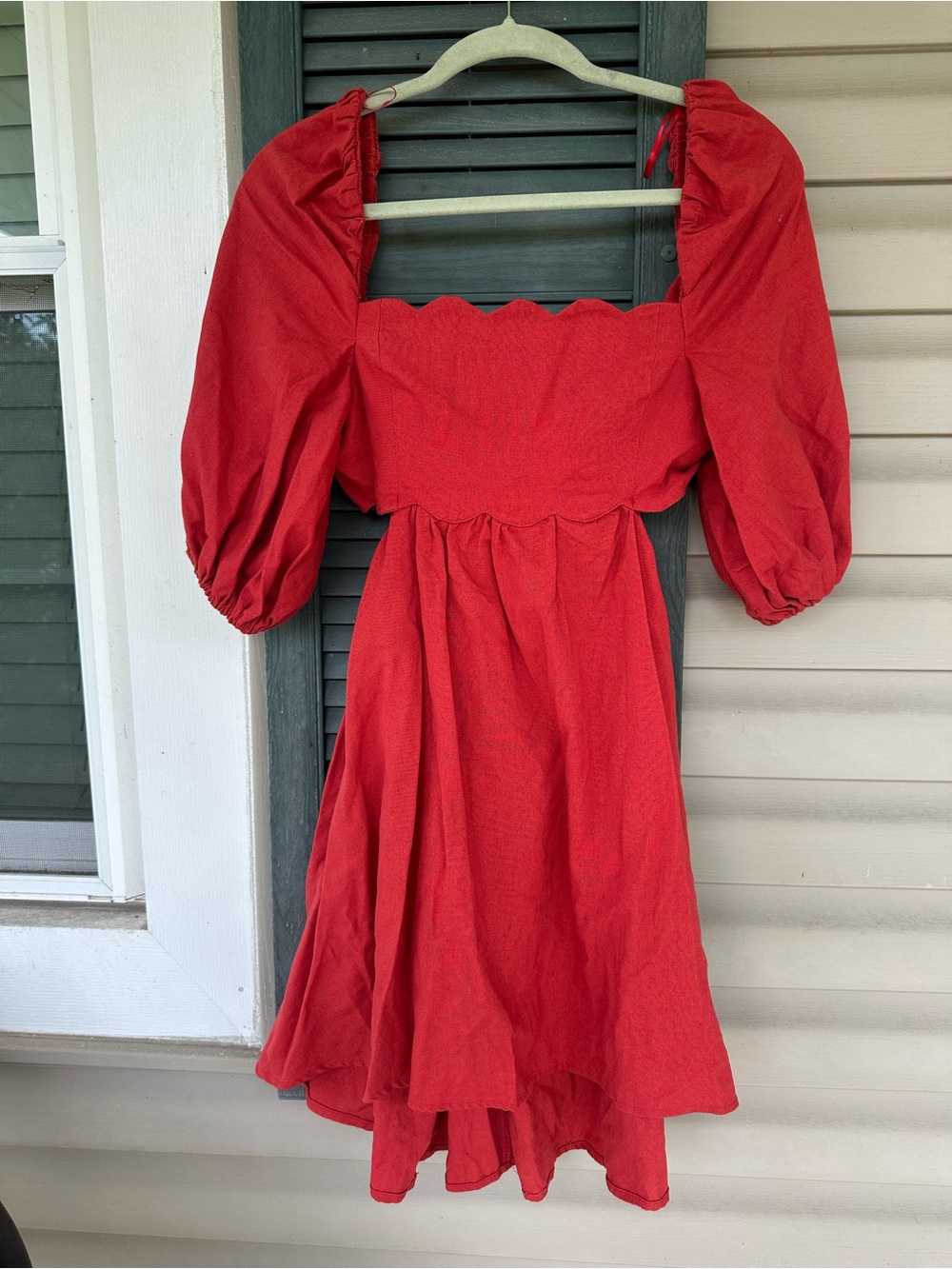 Lush Red Puff-Sleeve Mini Dress with Scalloped Neckline